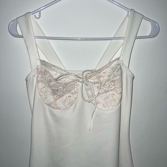 White Lace Dress - Picture 4 of 8